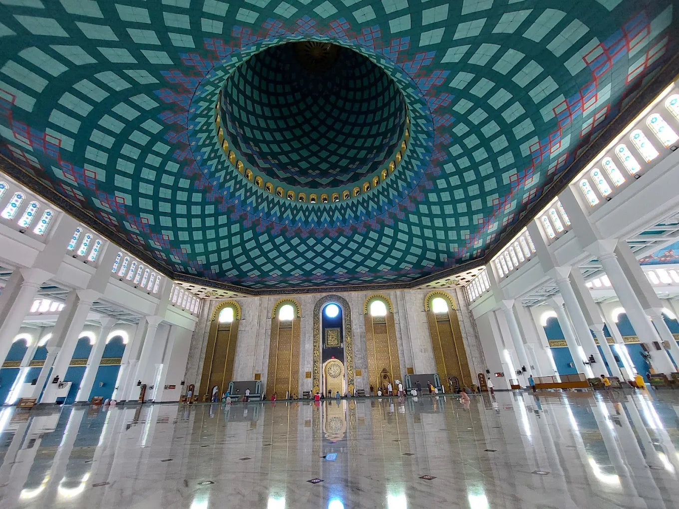 Religious & Cultural Heritage of Surabaya Tour