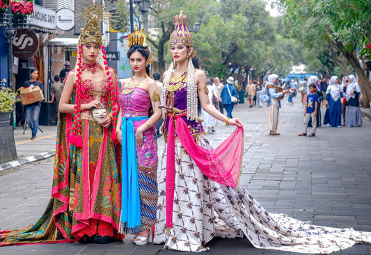 Bandung City Heritage & Shopping Experience